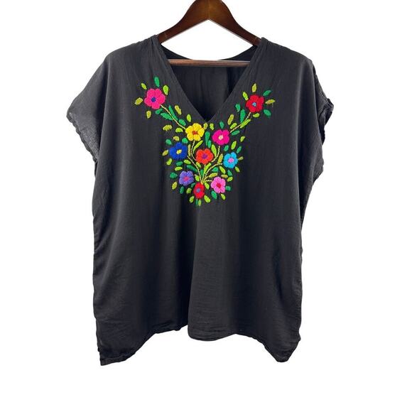 Unbranded Tops - Women’s Handmade 2XL Black Short Sleeve Blouse w/ Multicolored Floral Embroidery